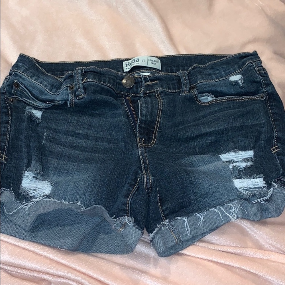 Mudd FLX Stretch Low-Rise Midi Jean Short